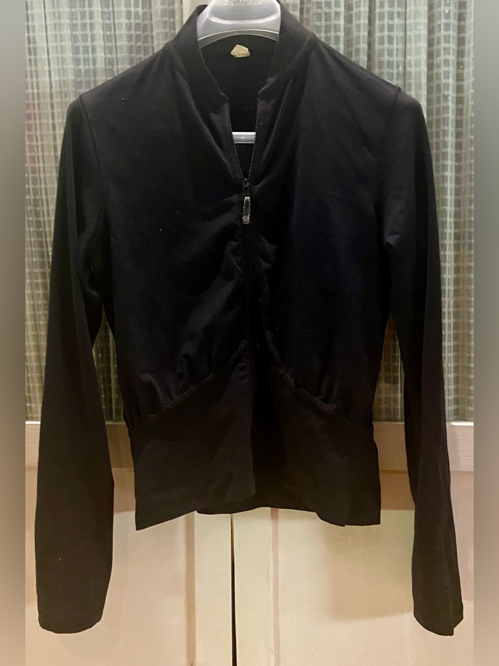Lululemon Y2K Black Women’s Zip-Front Jacket. Size 10